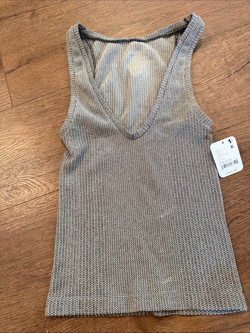 Free People- Clean Slate Crop Tank- NWT (heather grey)